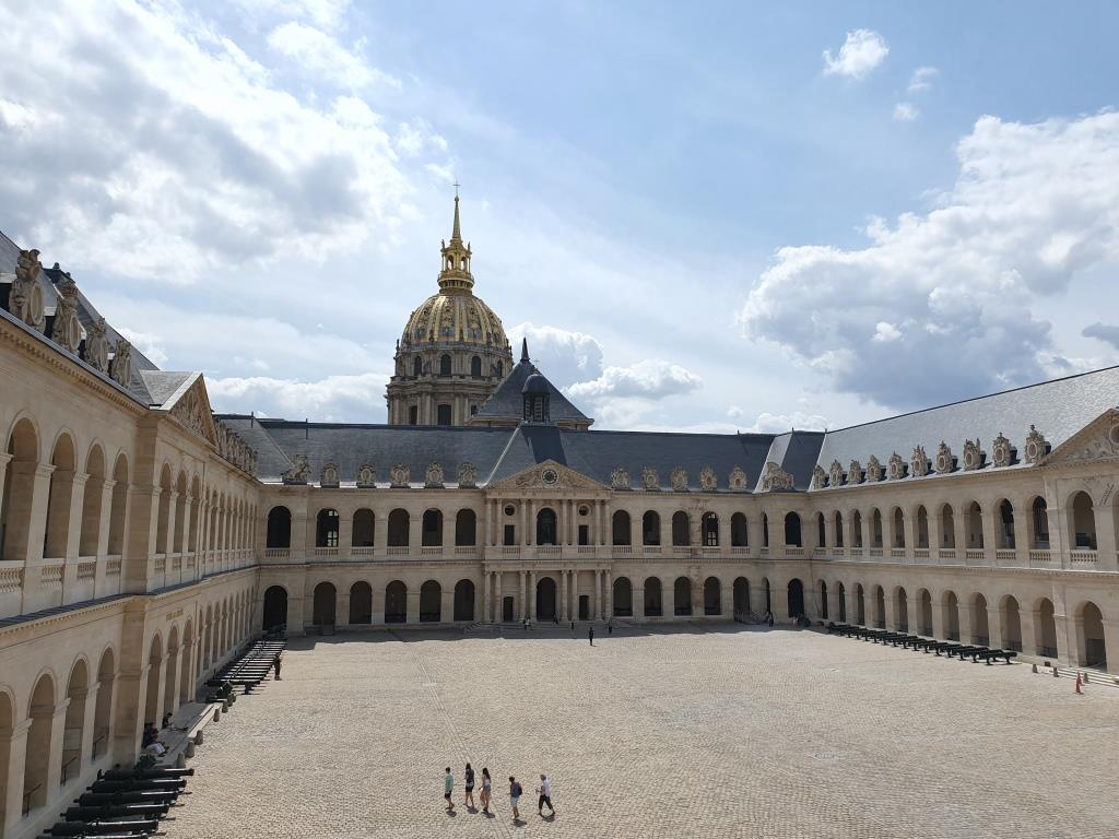 Restauration du patrimoine classé monuments historiques
Paris Ile-de-France
Pierre de taille
Toiture charpente couverture